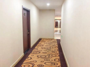 San Heyuan Hotel Translation