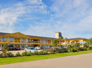 Americas Best Value Inn & Suites Waller Prairie View