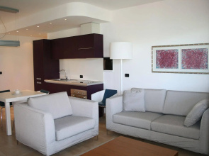Catania Hills Residence