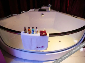 Shi'ai Couples' Hotel