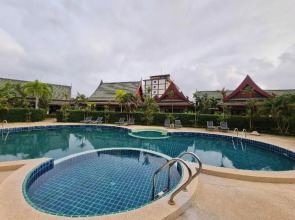 Airport Beach Hotel Phuket