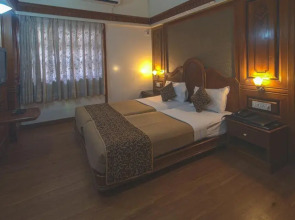 Hotel Ayodhya
