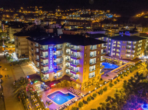 Kleopatra Royal Palm Hotel