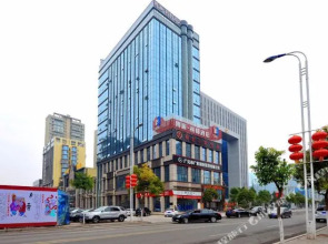 Guangyuan Boyuan Lidu Hotel (Wanda Plaza Administrative Center)