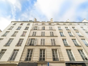 Marais Turenne Apartments