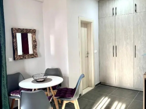 Lux Apartman IV