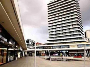 Platform merter apartment
