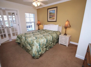 Barefoot Beach Resort 217E Apartment