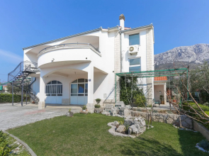 Apartment in Katel Gomilica Near Beach