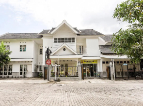 OYO 3985 Adenium Homestay