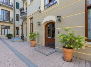 Studio Piotrkowska 37 by Renters