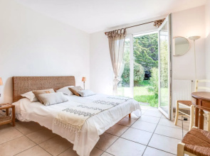Holiday Home Maison Courlis