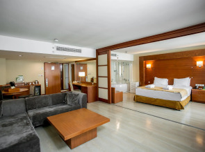 Holiday Inn Istanbul City by IHG