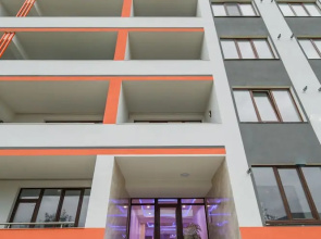 Isaran Apartments