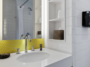 Motto by Hilton Washington DC City Center