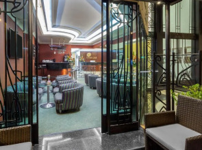 Hotel Embassy Park