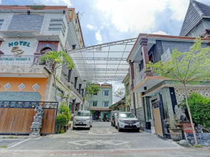 OYO 2077 Batukaru Garden 3