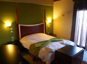 Oreiades Inn