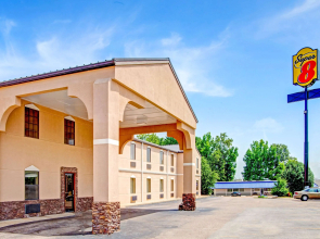 Super 8 by Wyndham Forrest City AR