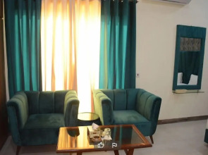 Hotel The Taj Multan