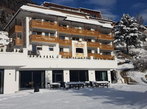 Molaris Lodge