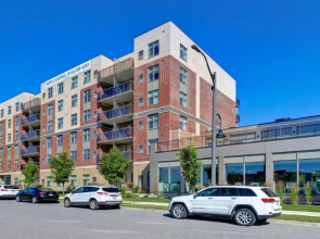 Residences at Kanata Lakes