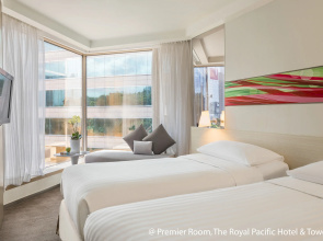 The Royal Pacific Hotel & Towers