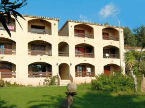Residence Les Dauphins, 3 room apt. with balcony and sea view