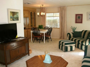 Roadrunner Club 38 - 2 Br Home