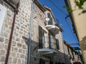 Apartment Bigovo Veljic-traste