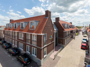 Luxury 6-person Apartment Near Zoutelande Beach