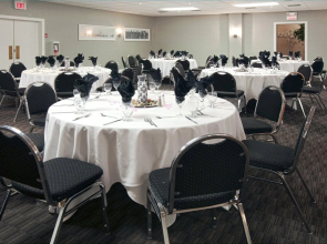 Sandman Hotel & Suites Kelowna
