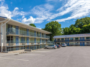 Days Inn by Wyndham Charles Town/Harpers Ferry