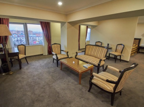 Отель Grand Mir