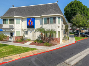 Motel 6 El Cajon, CA - San Diego