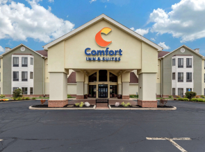 Comfort Inn & Suites Warsaw near US-30