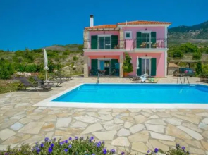Jasmin Trapezaki Kefalonia