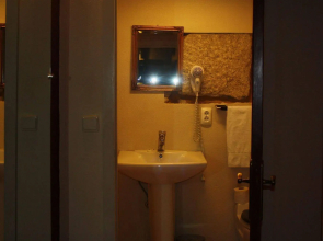 Residencia Pedra Antiga