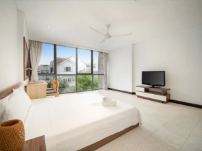 T P Deluxe Villa