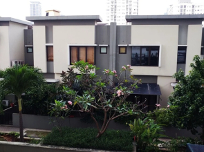 Big Studio at Cosmo Terrace Apartment Thamrin City By Travelio