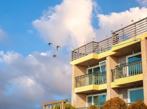 Ganghwa Badatgashimteo Pension