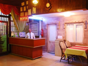 Orient Apart Hotel