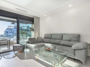 New Apartment With Sea Views