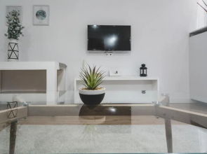 Athens Vibe-Minimalist Aptm In Pagrati