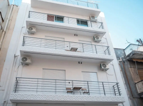Grec Maison Piraeus by GrecCollection