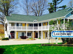 Empire Lakeshore Inn