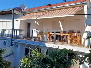 Bright and Spacious Stay With Private Parking in Crikvenica