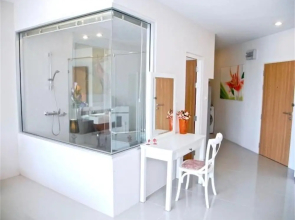 Chic Karon New Studio