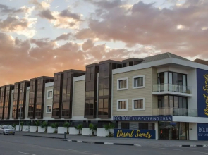Desert Sands Boutique B&B | Self-Catering