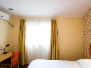 Home Inn Taiyuan Yifen Street Huayu Shopping Street